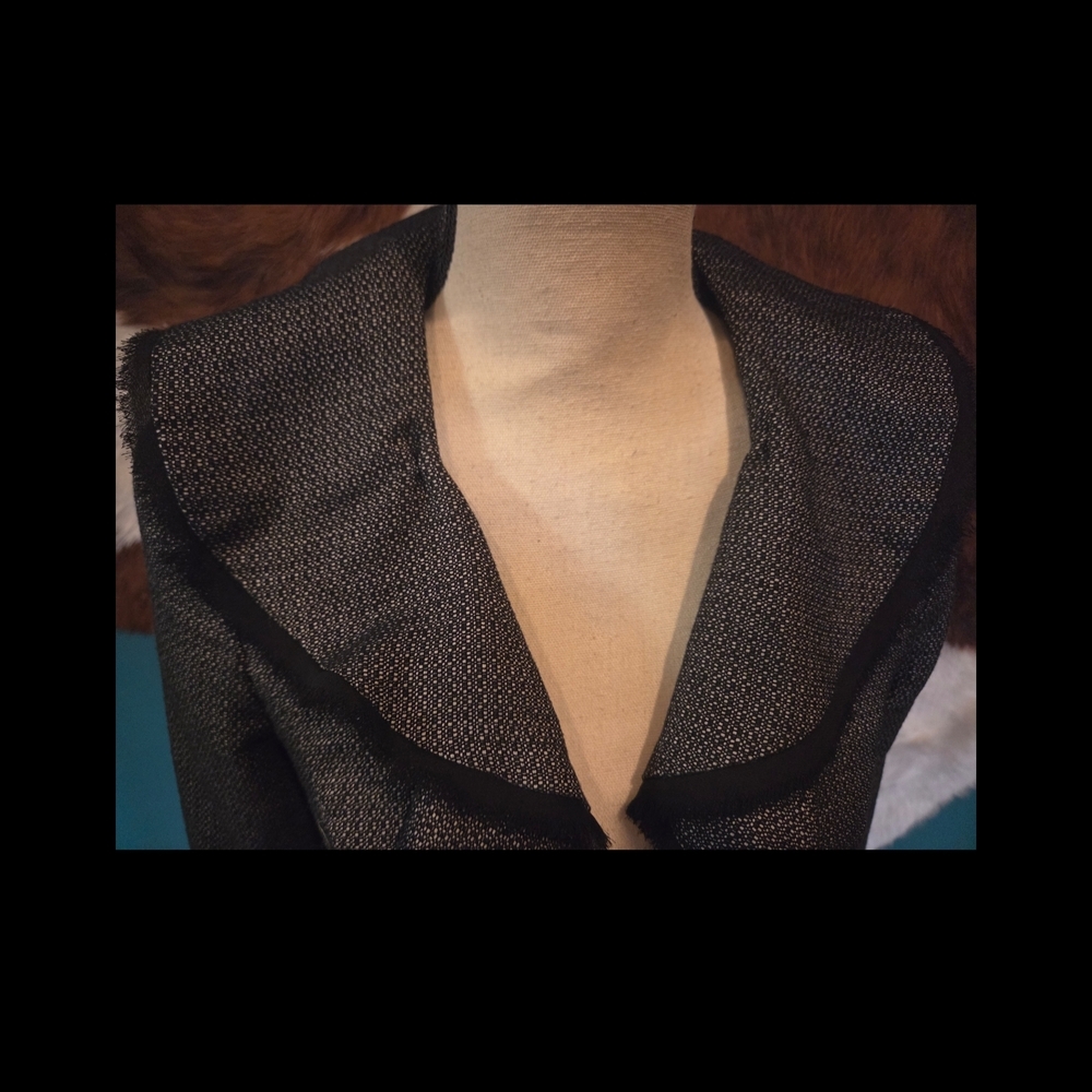 Chic Black Women's Blazer with Ruffled Collar - Picture 3 of 12